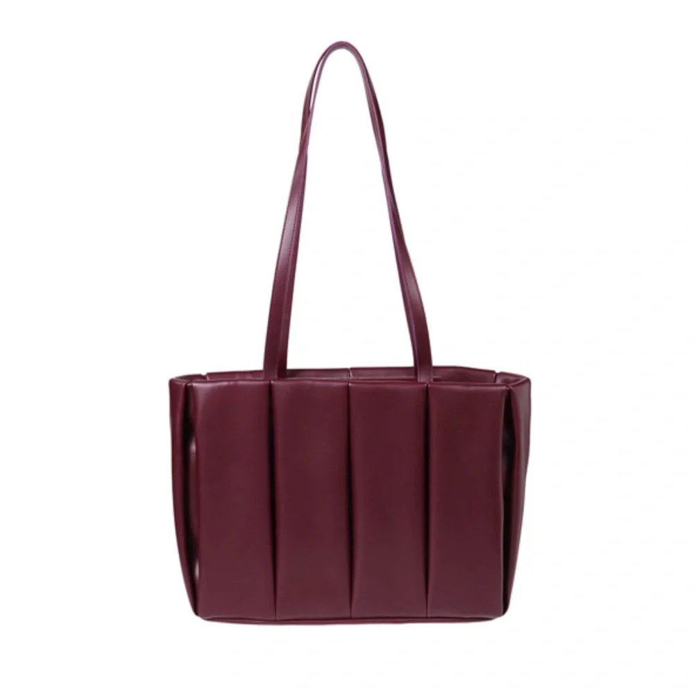 Themoirè Kore Burgundy Vegan Nappa Quilted Tote with Pouch & Dust Bag - Picture 13 of 15